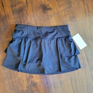 NWT Athleta Momentum Skort